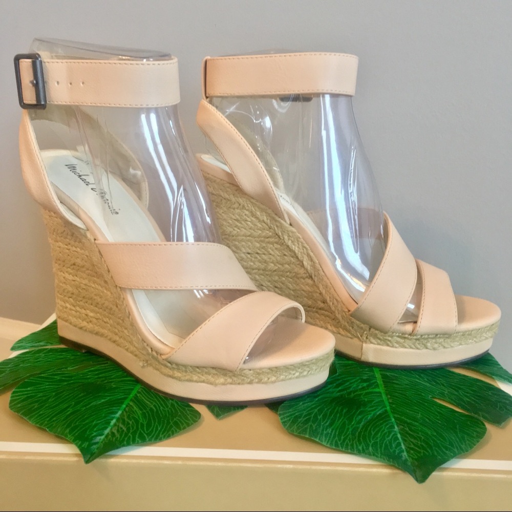 New Michael Antonio Nude Wedge Platform Size 6 M